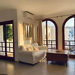 Luminoso Apartamento Para Dos Personas En Cabopino Marbella